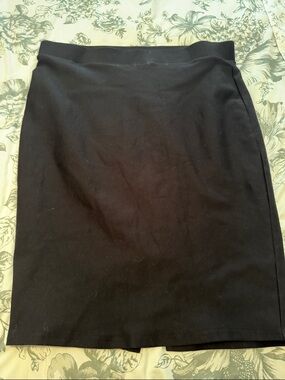 Torrid Below the Knee Classic Black Pencil Skirt - Women's Tailored Skirt